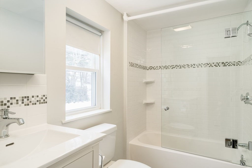 175 Clark Road Brookline, MA 02445 - Photo 23 of 33