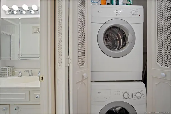 $225,000 | 1800 Southeast St Lucie Boulevard, Unit 5101, Stuart, FL 34996