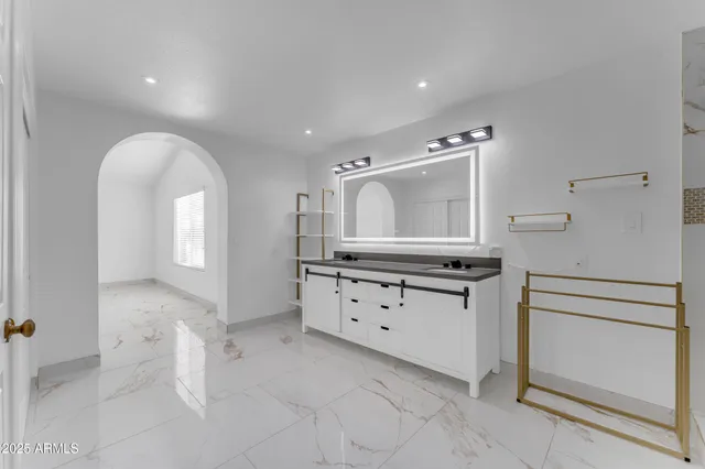 $655,000 | 108 South Morning Ridge Drive, Gilbert, AZ 85296