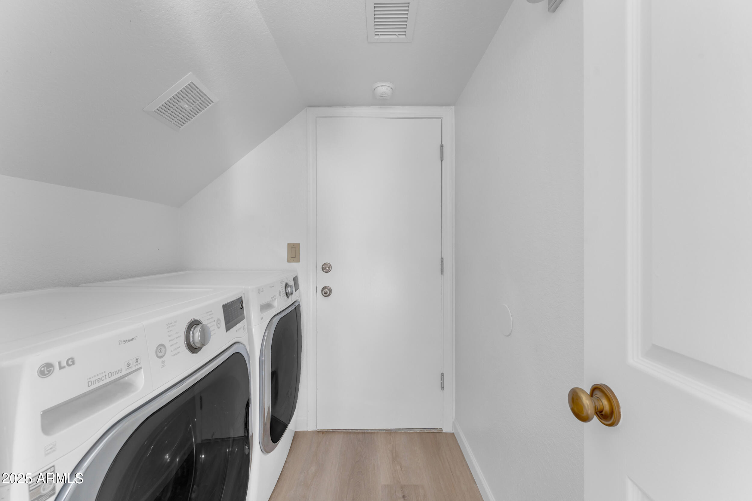 108 South Morning Ridge Drive Gilbert, AZ 85296 - Photo 39 of 49 a utility room with dryer and washer