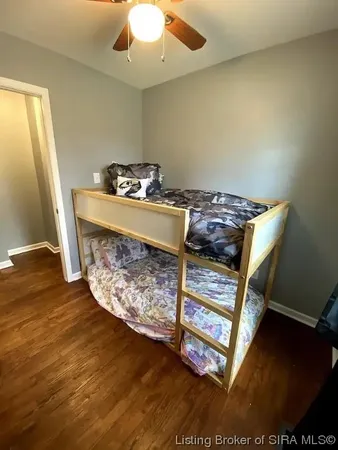 $1,695 | 410 Lone Oak Drive, New Albany, IN 47150