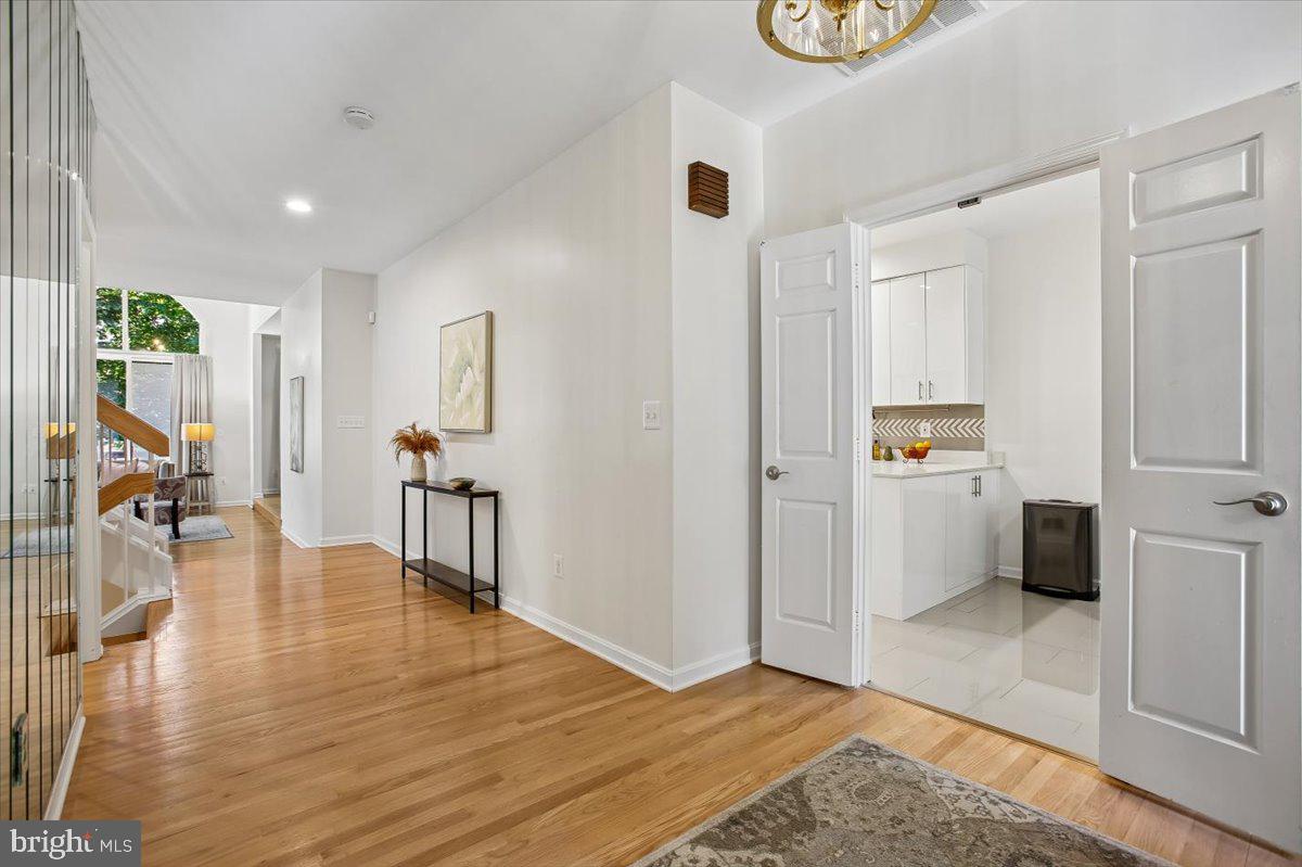 6113 Goldtree Way Bethesda, MD 20817 - Photo 7 of 78