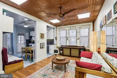 $349,000 | 1003 South 46th Street, Unit 4, Philadelphia, PA 19143