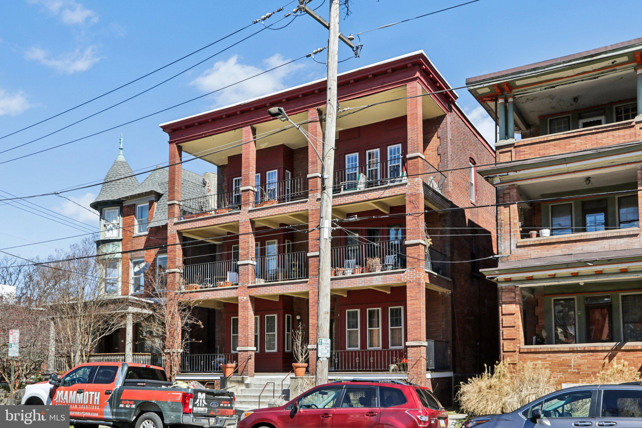 1003 South 46th Street, Unit 4 Philadelphia, PA 19143 - Photo 3 of 32