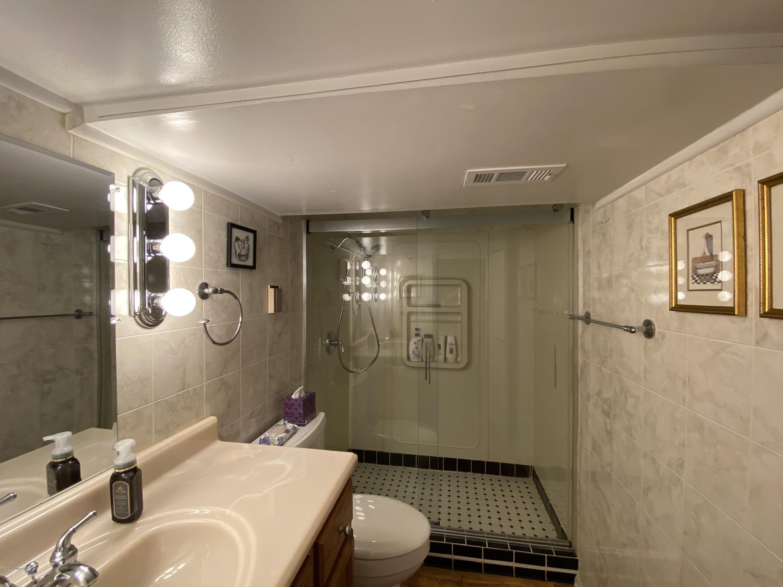 1865 Sunbeam Road Leitchfield, KY 42754 - Photo 52 of 78 Basement bath room