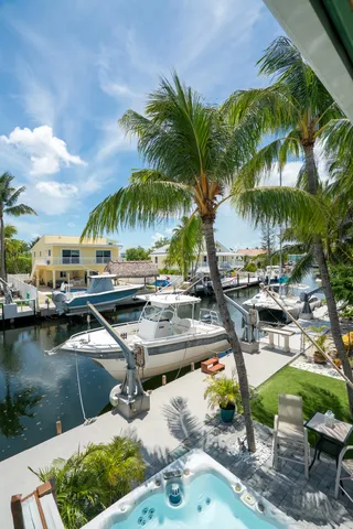 $1,649,000 | 19 North Drive, Key Largo, FL 33037