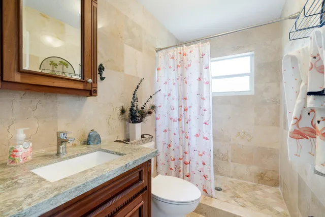 $1,649,000 | 19 North Drive, Key Largo, FL 33037