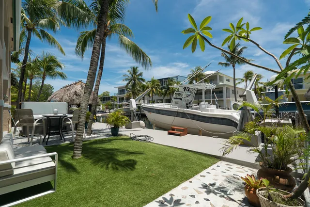 $1,649,000 | 19 North Drive, Key Largo, FL 33037