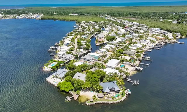 $1,649,000 | 19 North Drive, Key Largo, FL 33037