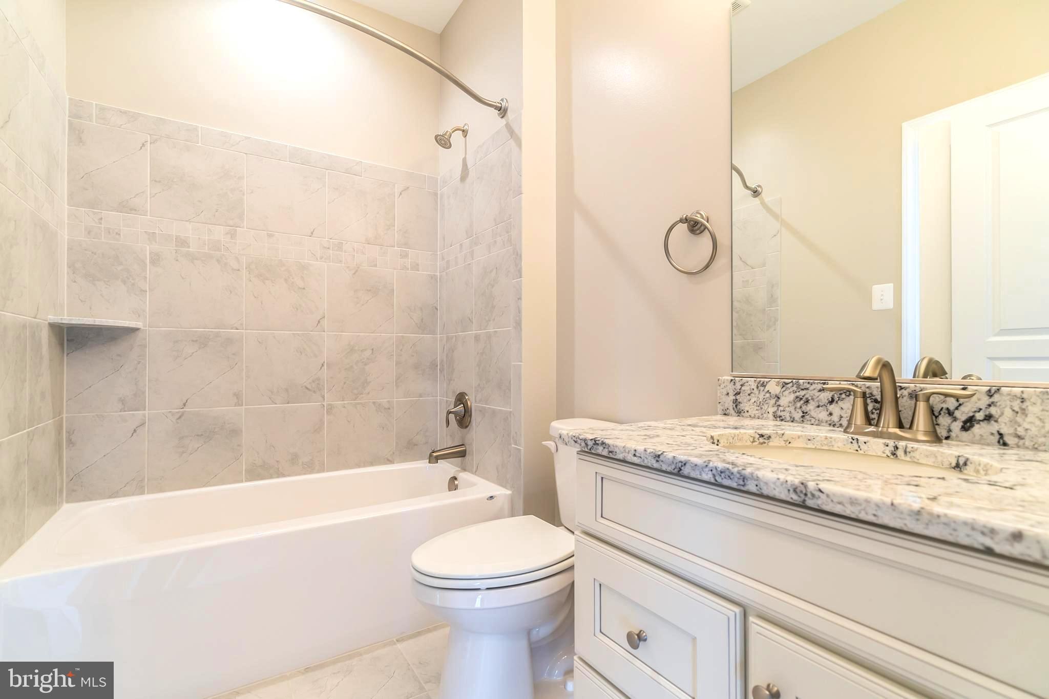 622 West Bay Front Road Lothian, MD 20711 - Photo 20 of 34 FIRST FLOOR FULL BATH