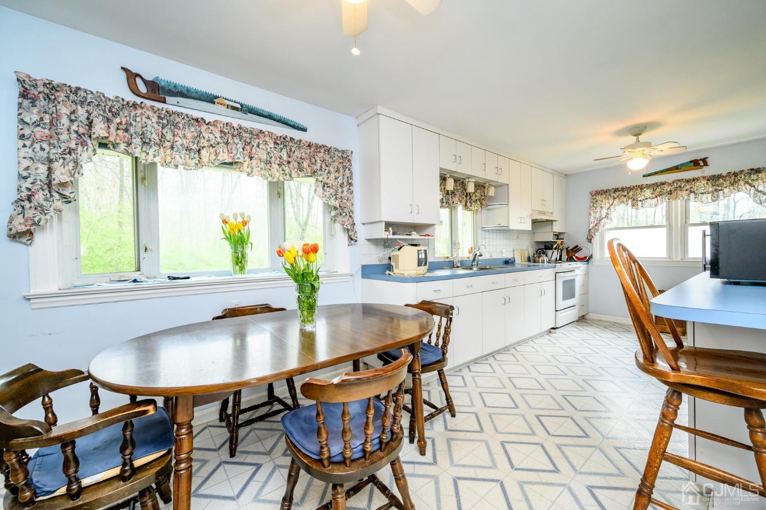 106 Old Croton Road Flemington, NJ 08822 - Photo 8 of 25 Gallery Image 8