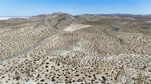 $36,900 | 20 Sky Ranch Road, Adelanto, CA 92301