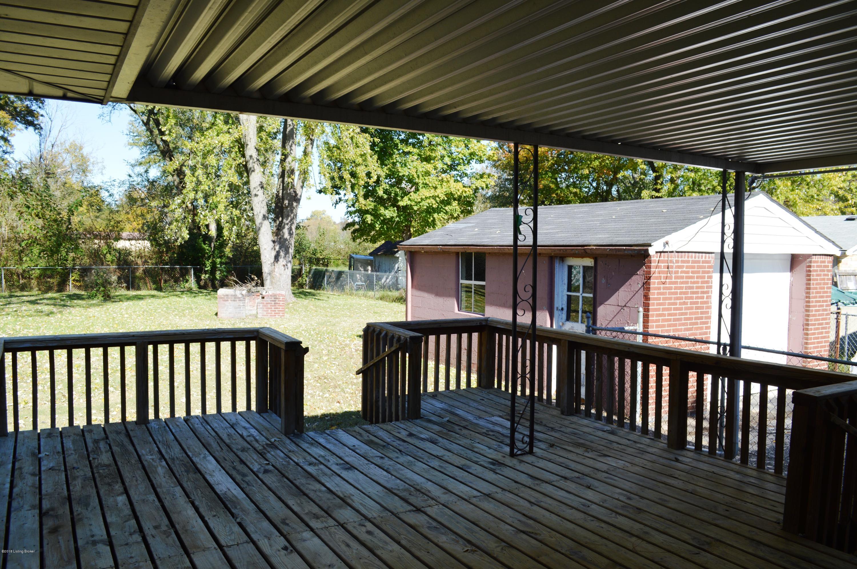 7713 Edna M Road Louisville, KY 40258 - Photo 21 of 25 DSC_0045