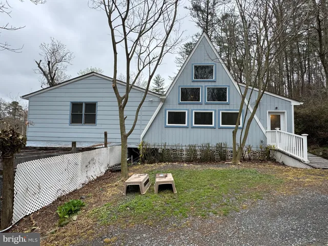 $850,000 | 20 Victory Lane, Castleton, VA 22716