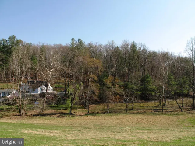 $850,000 | 20 Victory Lane, Castleton, VA 22716