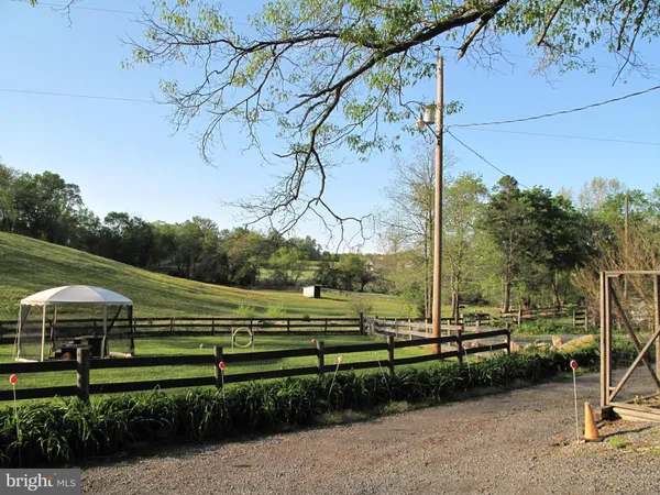 $850,000 | 20 Victory Lane, Castleton, VA 22716