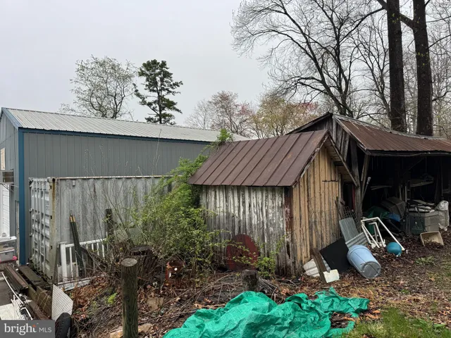 $850,000 | 20 Victory Lane, Castleton, VA 22716