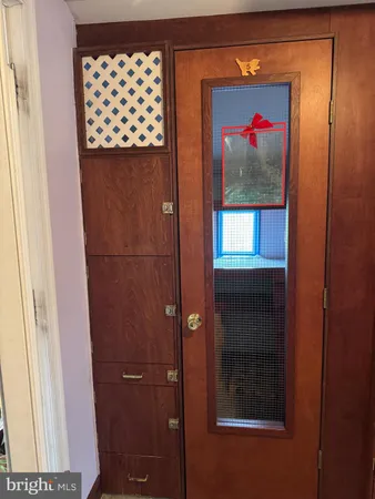 $850,000 | 20 Victory Lane, Castleton, VA 22716