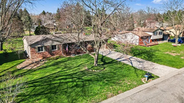 $329,000 | 3339 Heritage Farms Drive, Highland, MI 48356