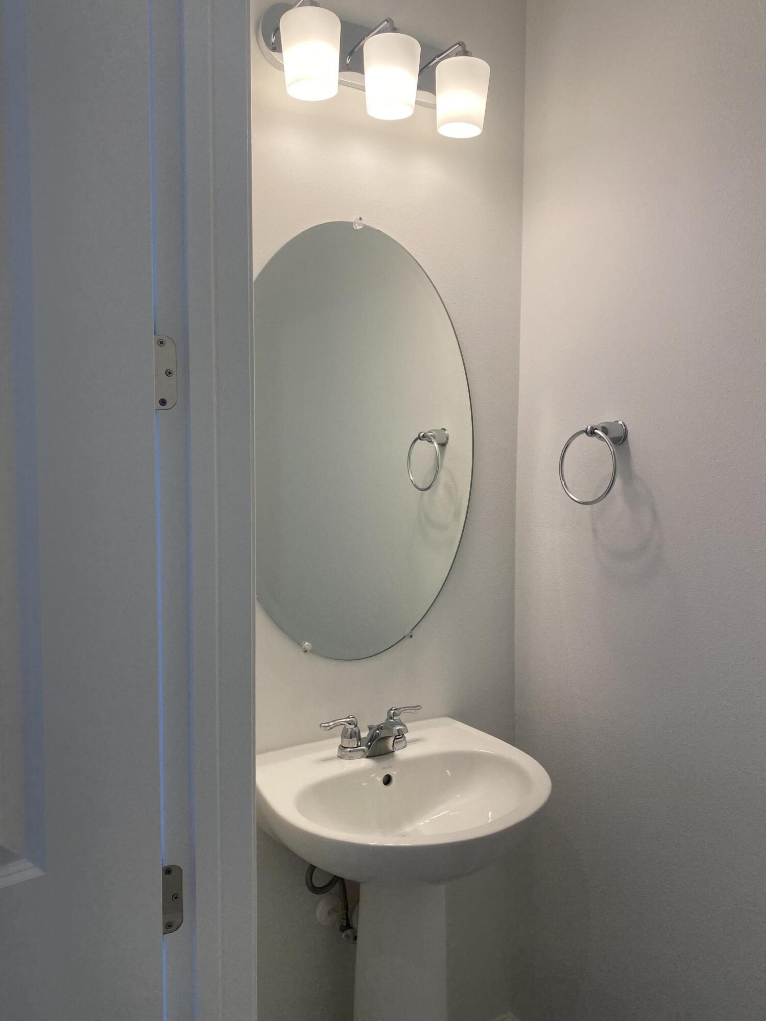 271 Southwest Sally Way Stuart, FL 34997 - Photo 11 of 20 IMG_0854