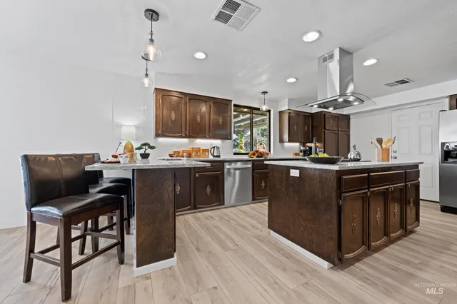 $975,000 | 15698 Yoder Avenue, Caldwell, ID 83607