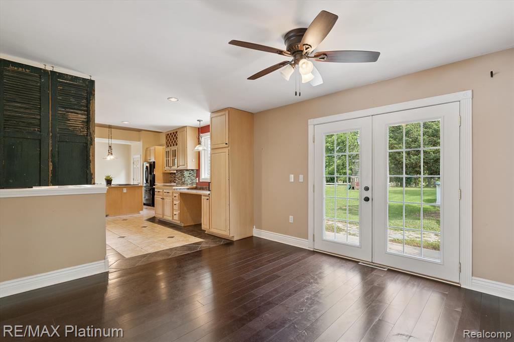 3302 East Rolston Road Fenton, MI 48430 - Photo 13 of 54 Gallery Image 13