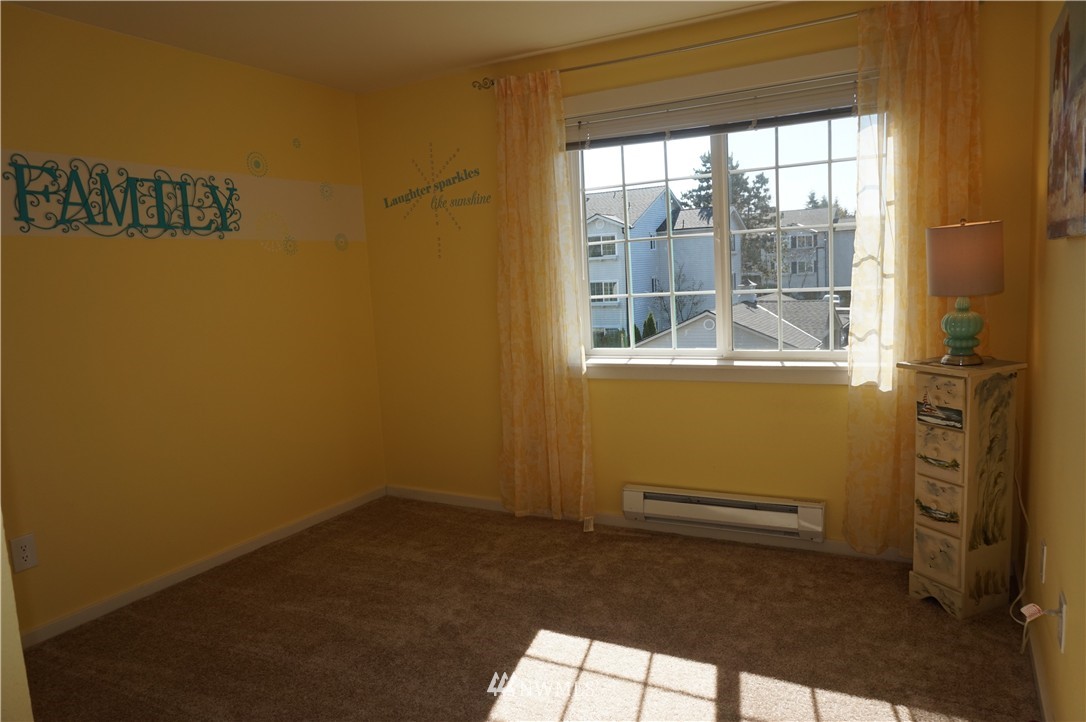 12404 East Gibson Road, Unit K301 Everett, WA 98204 - Photo 11 of 23