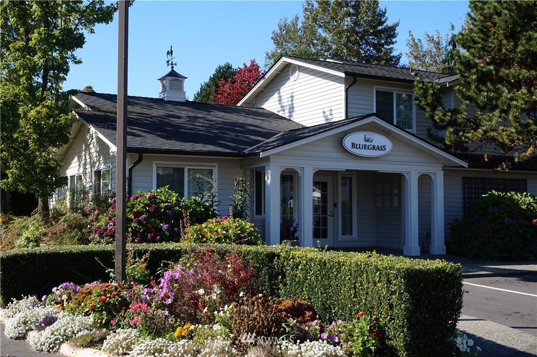 12404 East Gibson Road, Unit K301 Everett, WA 98204 - Photo 18 of 23