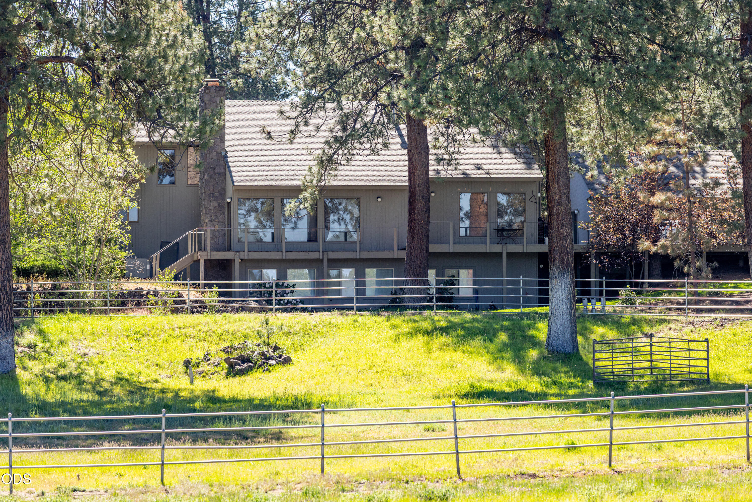 60266 Tekampe Road Bend, OR 97702 - Photo 22 of 56