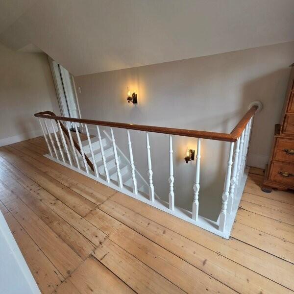 866 Main Street Lincoln, ME 04457 - Photo 22 of 69 2nd FLoor Hallway