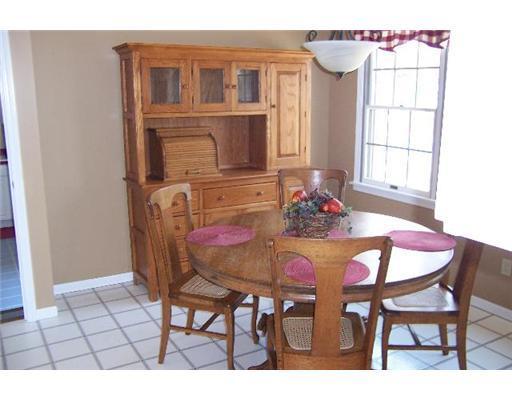 4670 Hollwood Road Springfield, OH 45502 - Photo 7 of 18 Gallery Image 7