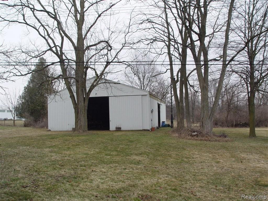 9250 Napier Road Northville, MI 48167 - Photo 7 of 8 Northville Wow 14 acres (5).JPG