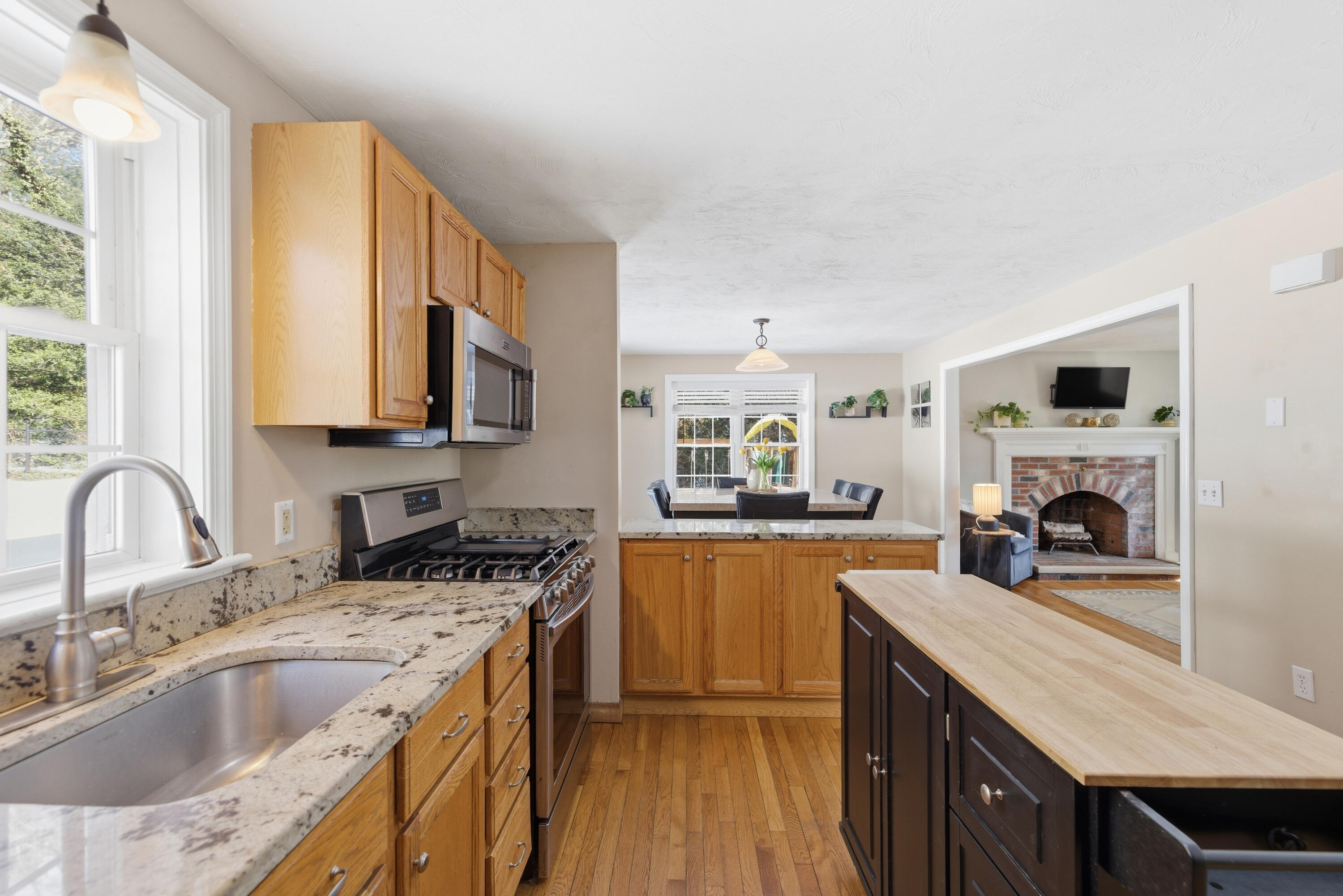 318 Old Mill Road Marstons Mills, MA 02648 - Photo 16 of 42 08-318 Old Mill Rd-9