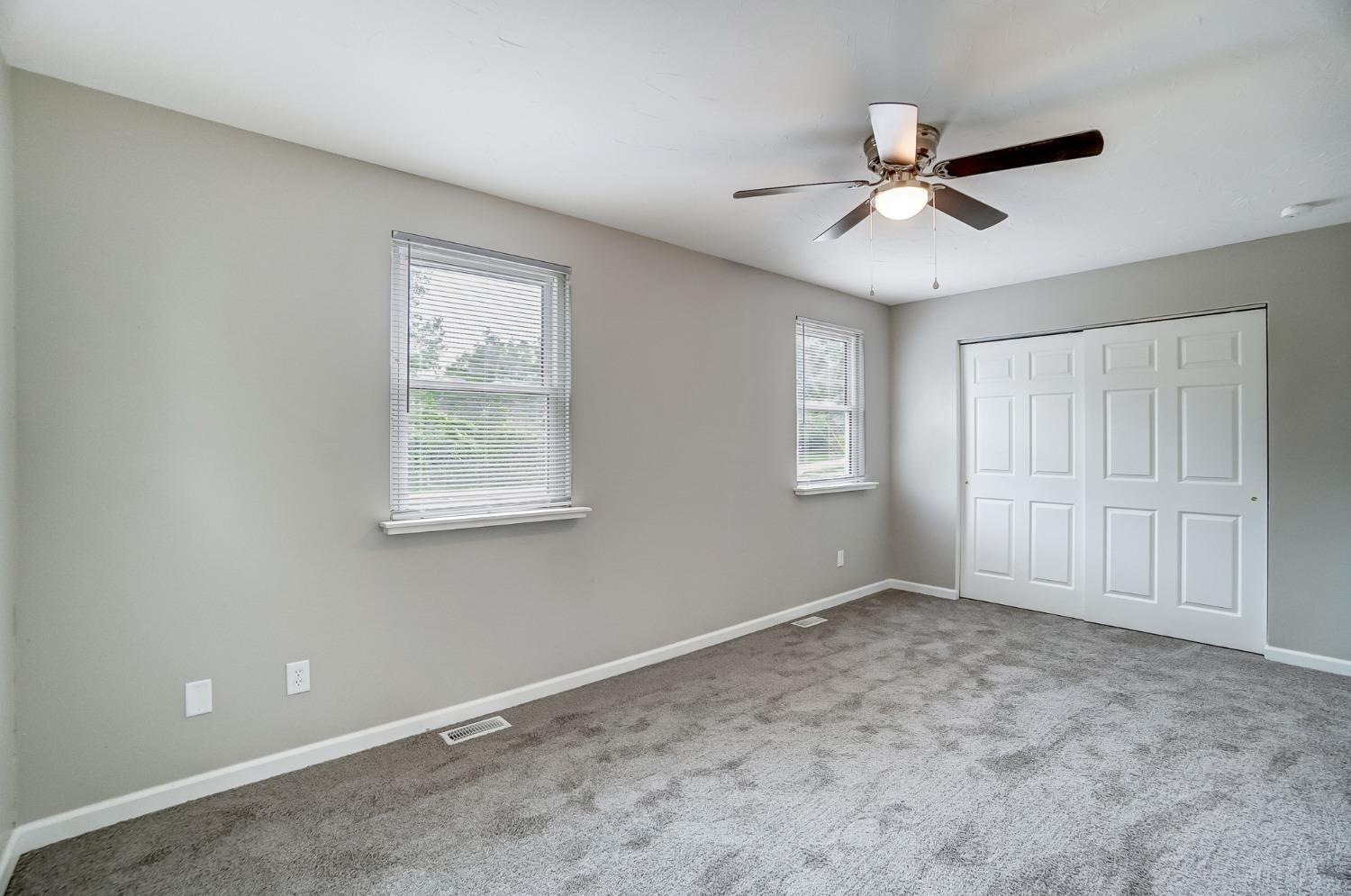 3241 Crest Road Cincinnati, OH 45251 - Photo 23 of 42