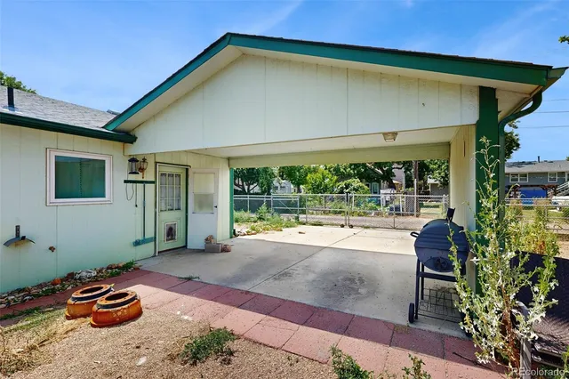 a picture of a room with a white wall and white wall