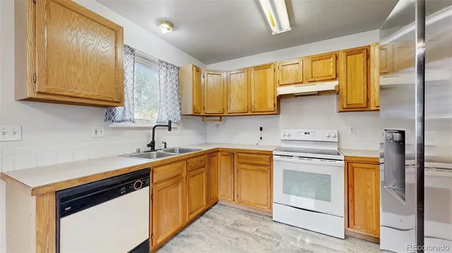 a view of a storage & utility room
