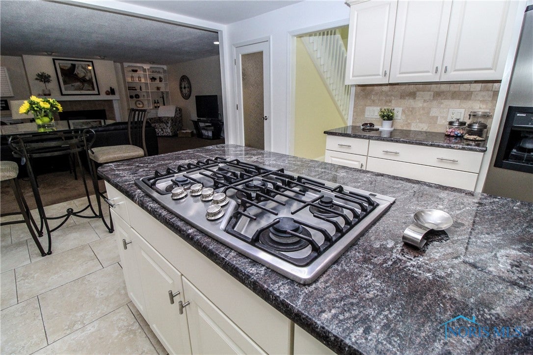 2416 Wealdstone Road Toledo, OH 43617 - Photo 15 of 50 Gallery Image 15