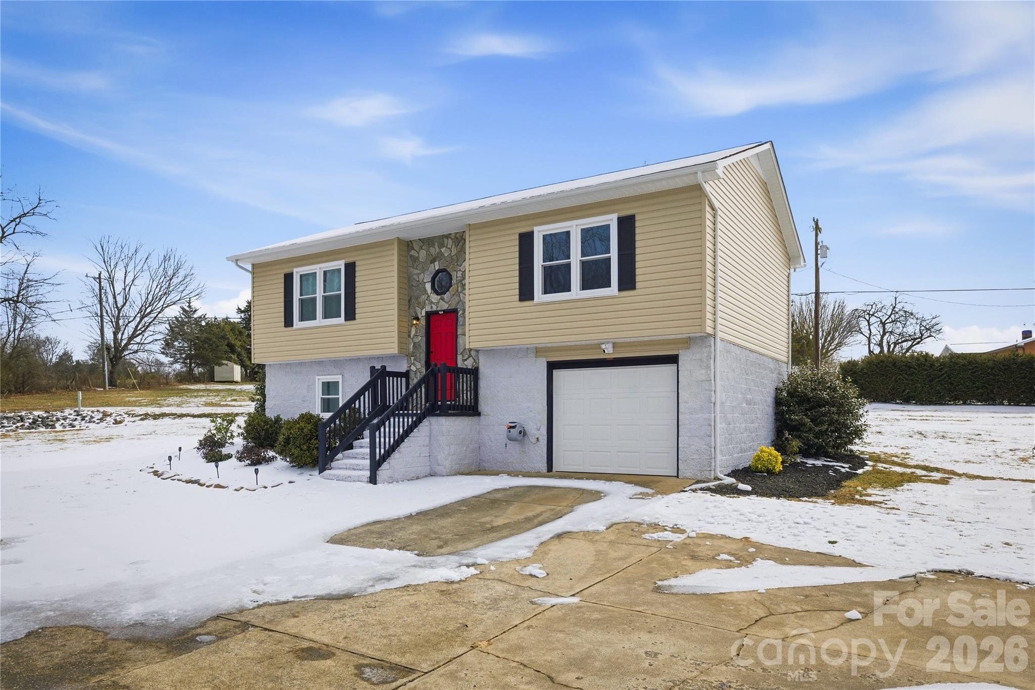 3375 Clarks Chapel Road Lenoir, NC 28645 - Photo 3 of 24