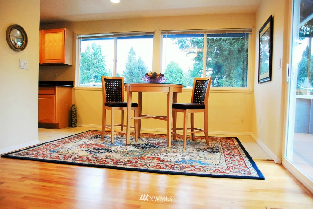 4409 Northeast 17th Street Renton, WA 98059 - Photo 4 of 10