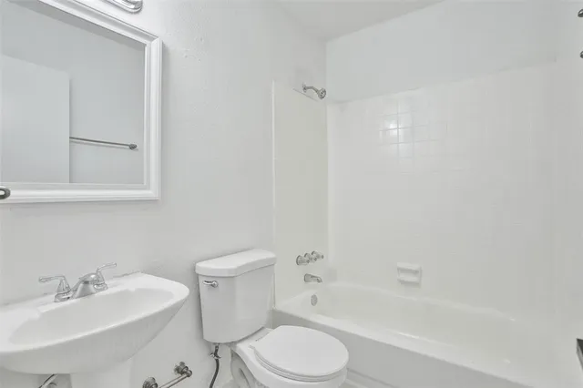 $345,000 | 7175 Nova Drive, Unit 108, Davie, FL 33317