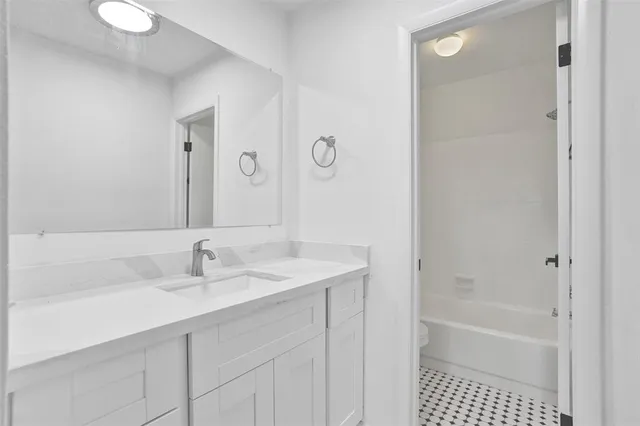 $345,000 | 7175 Nova Drive, Unit 108, Davie, FL 33317