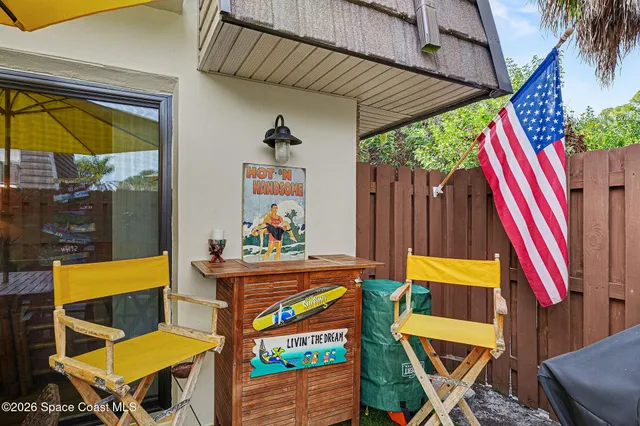 $182,500 | 1515 Vista Oaks Circle Northeast, Palm Bay, FL 32905