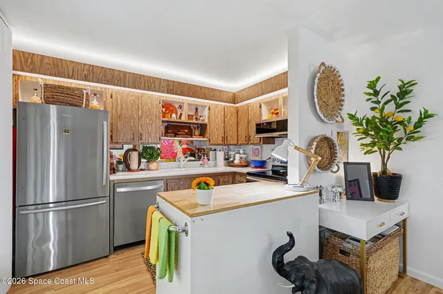 $182,500 | 1515 Vista Oaks Circle Northeast, Palm Bay, FL 32905