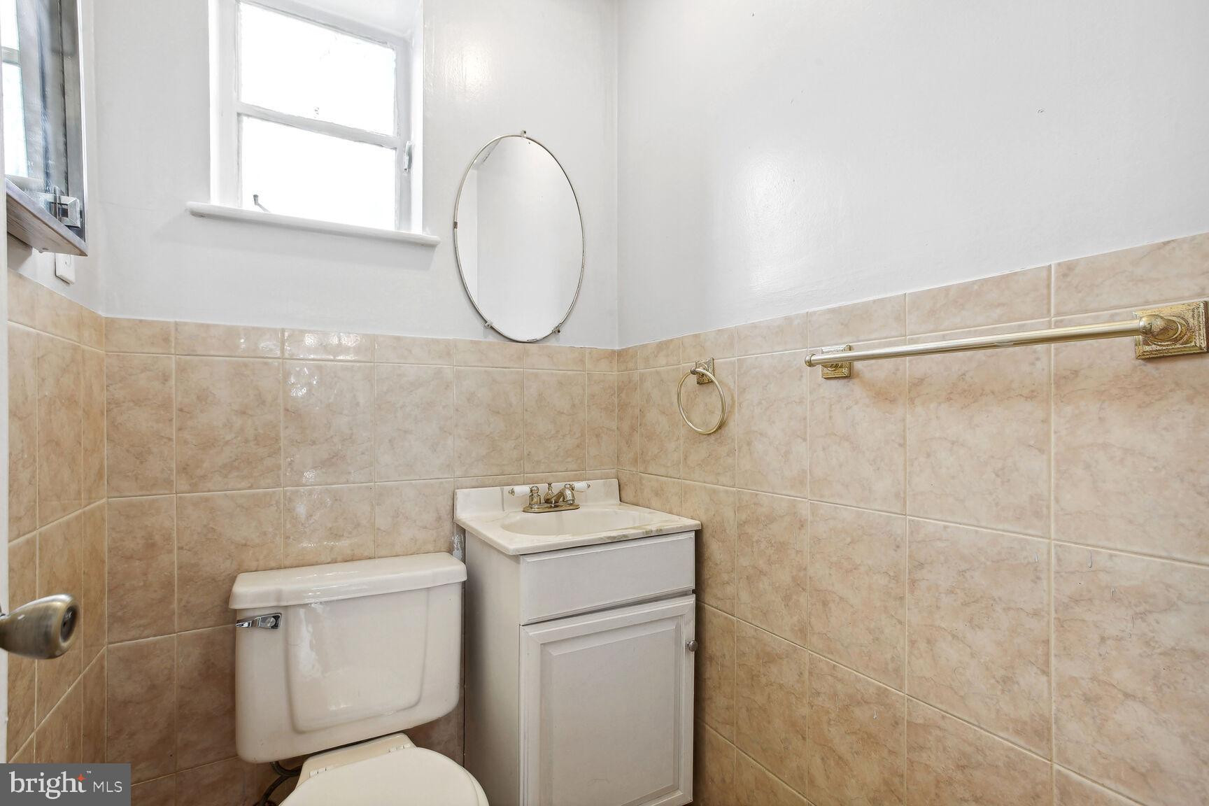 13111 Bluhill Road Silver Spring, MD 20906 - Photo 13 of 20