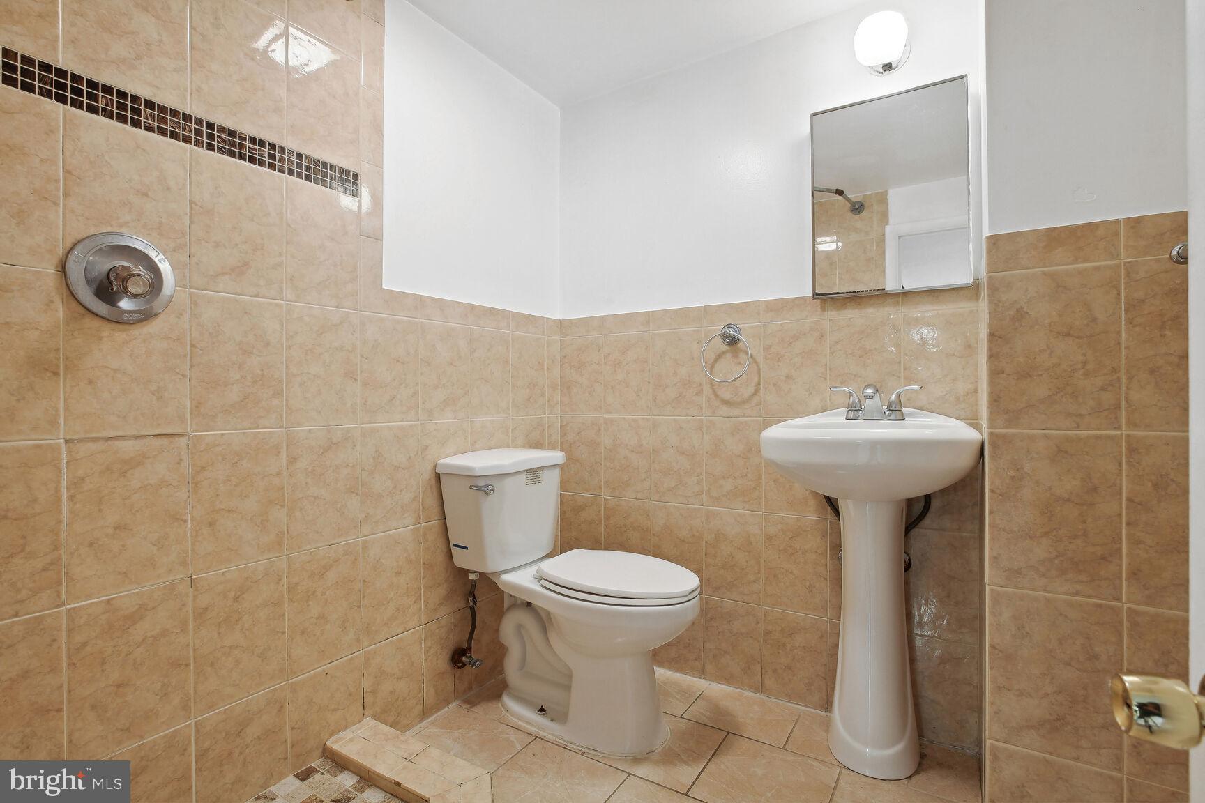 13111 Bluhill Road Silver Spring, MD 20906 - Photo 15 of 20