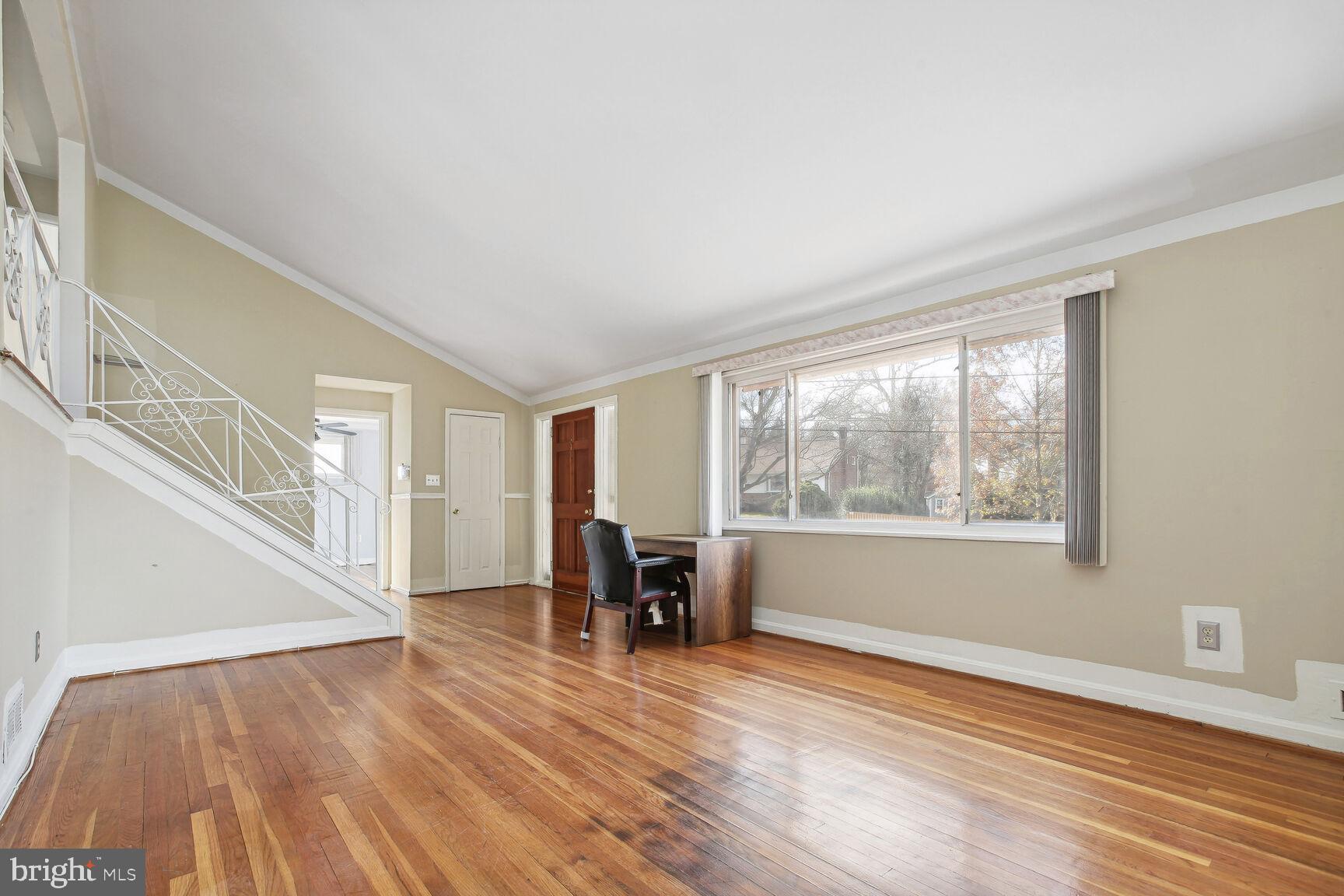 13111 Bluhill Road Silver Spring, MD 20906 - Photo 5 of 20