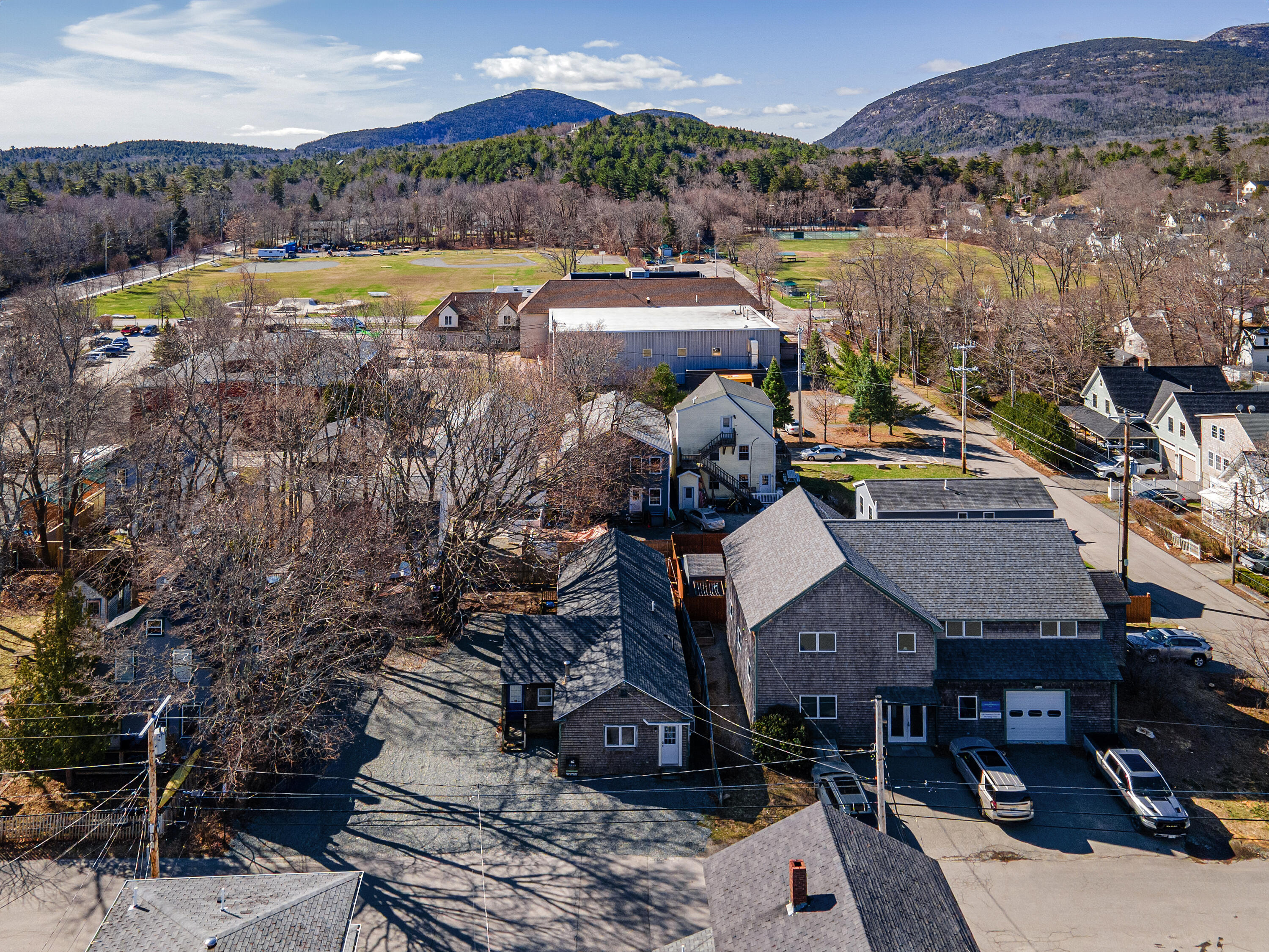 14 Pleasant Street Bar Harbor, ME 04609 - Photo 3 of 31 14-Pleasant-Exterior-5 (1)