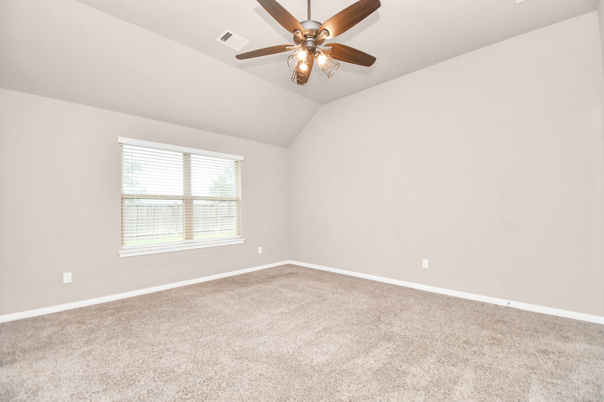 282 Brock's Lane Montgomery, TX 77356 - Photo 10 of 23