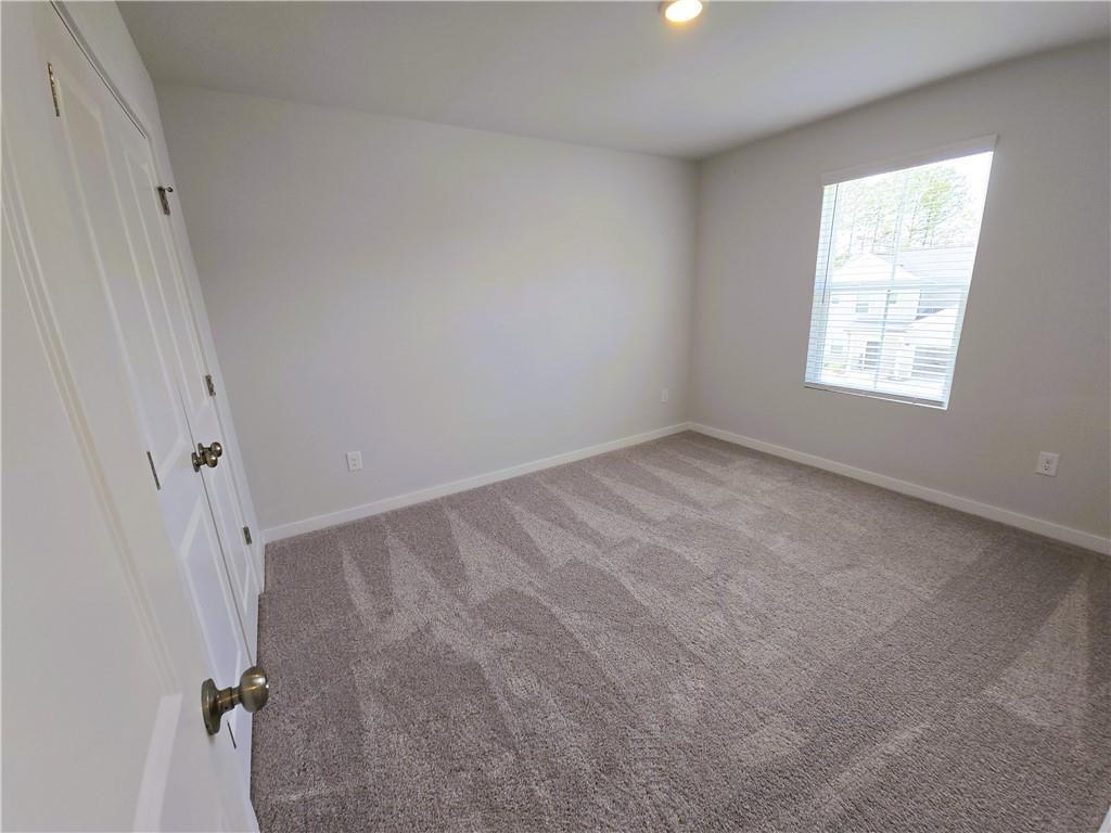 5539 Rosehall Place Atlanta, GA 30349 - Photo 8 of 24
