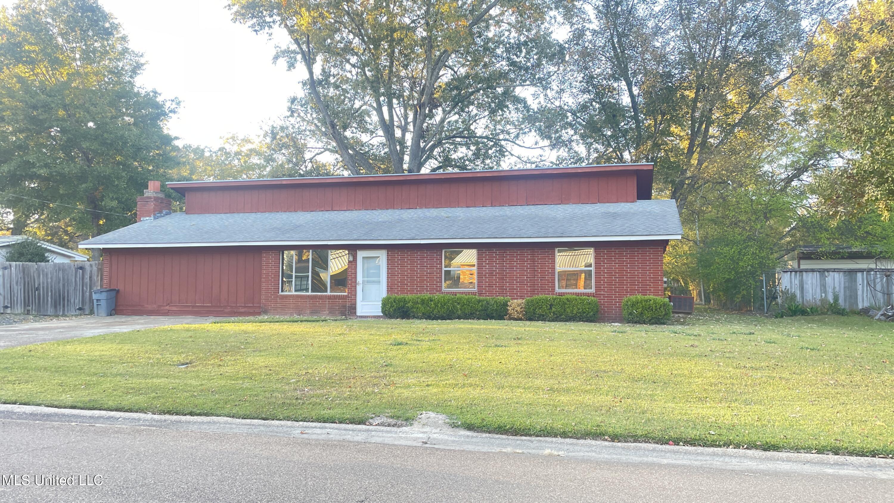 3232 Stark Drive Pearl, MS 39208 - Photo 4 of 8 IMG_7510